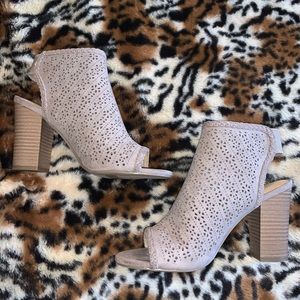 NEW LC Lauren Conrad Heeled Booties